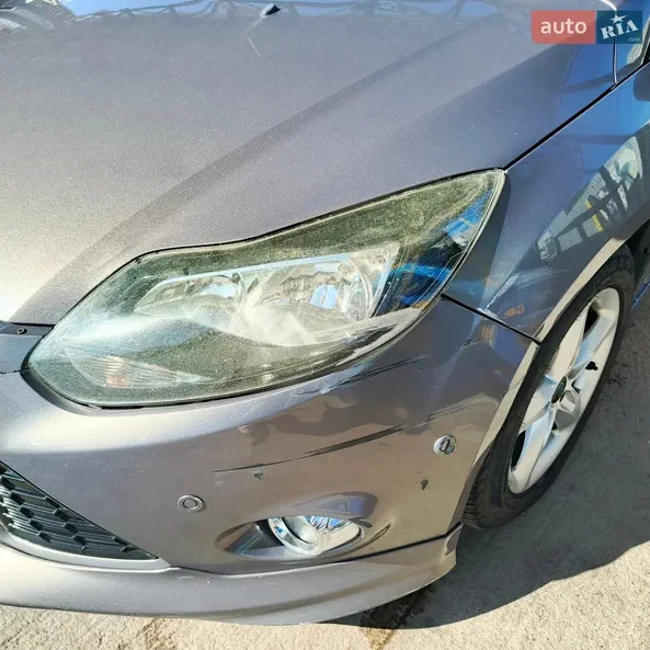 Ford Focus 2011 - 1