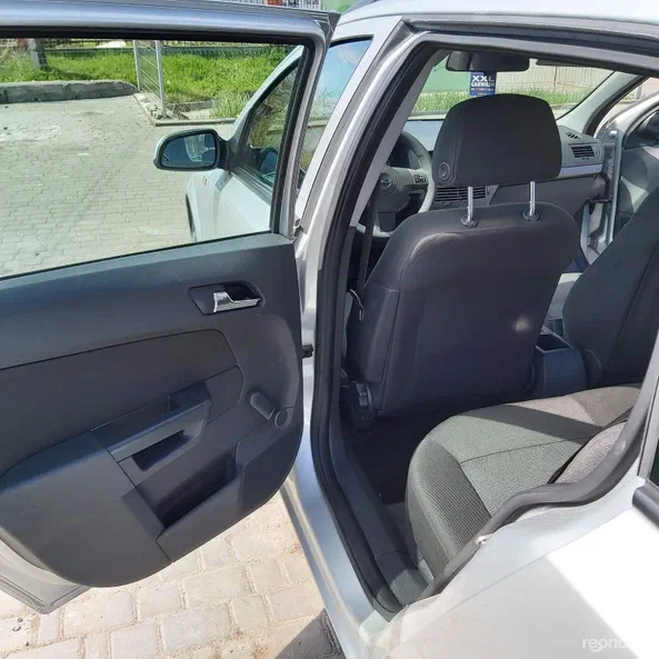 Opel Astra 2005 - 14