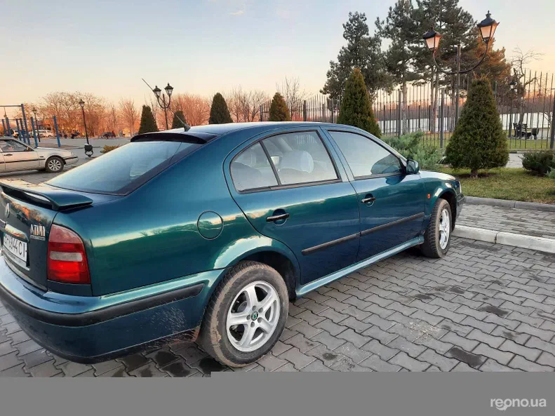 Skoda Octavia 2000