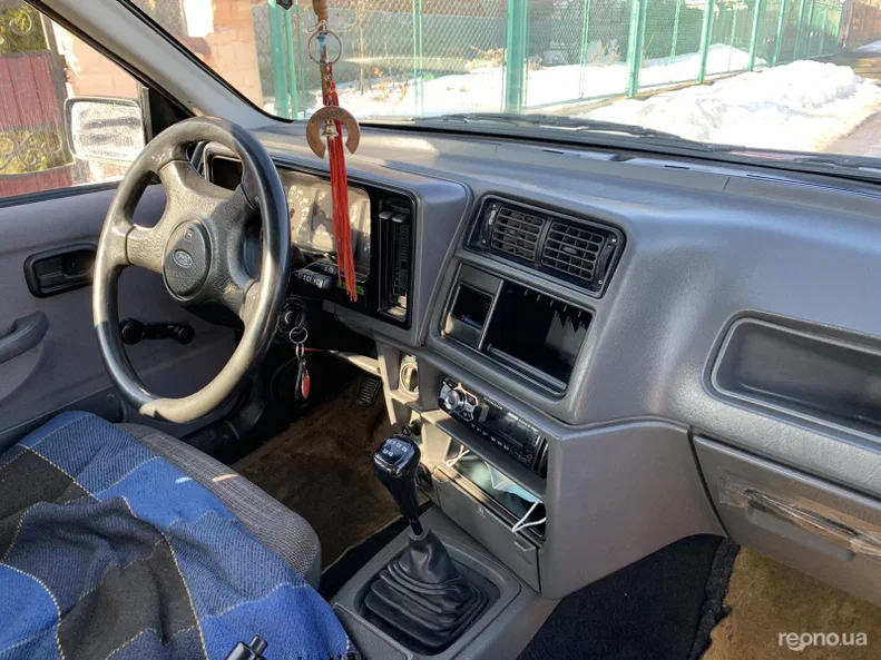 Ford Sierra 1990 - 6