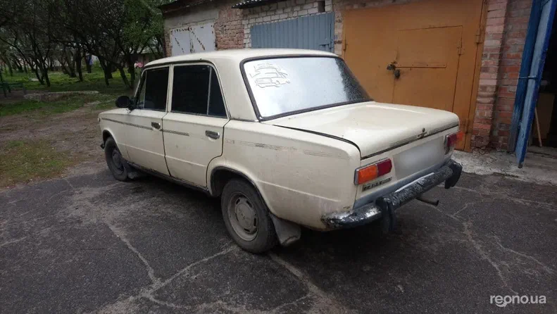 Lada (ВАЗ) 2101 1975 - 1