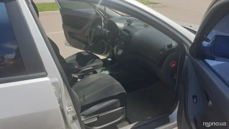 Hyundai Elantra 2008 - 6