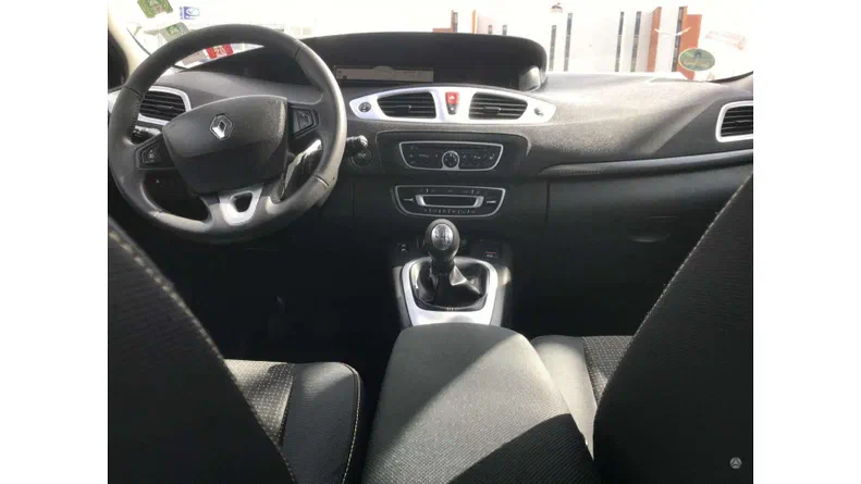 Renault Scenic 2010 - 10