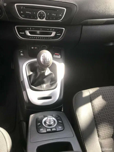 Renault Scenic 2010 - 9