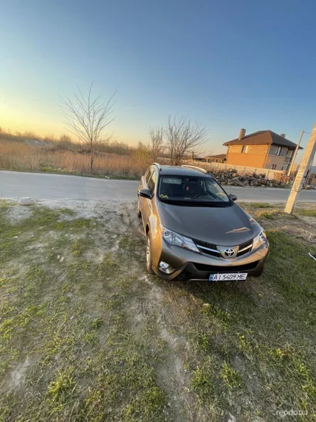 Toyota RAV4 2015 - 7