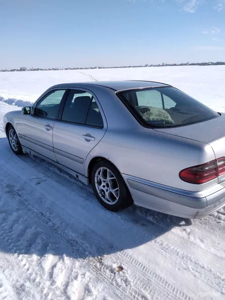 Mercedes-Benz E-Клас 1999 - 6