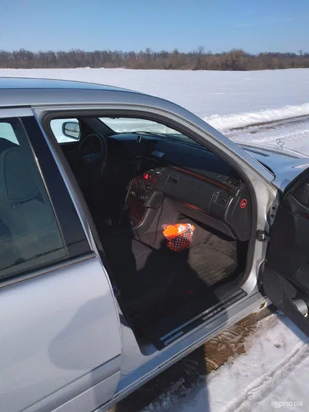 Mercedes-Benz E-Клас 1999 - 9