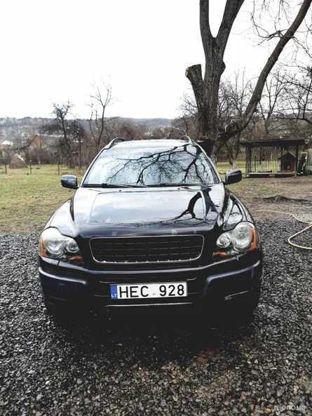 Volvo XC90 2004