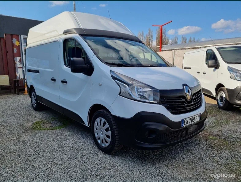 Renault Premium 2016