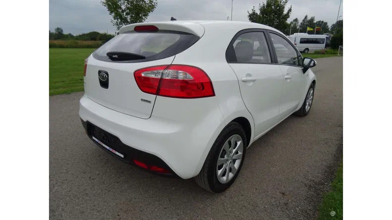 Kia Rio 2012