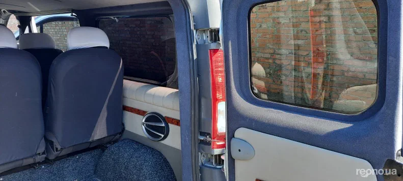 Opel Vivaro 2007 - 10