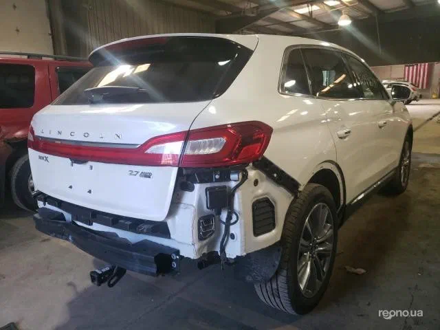 Toyota Camry 2018 - 16