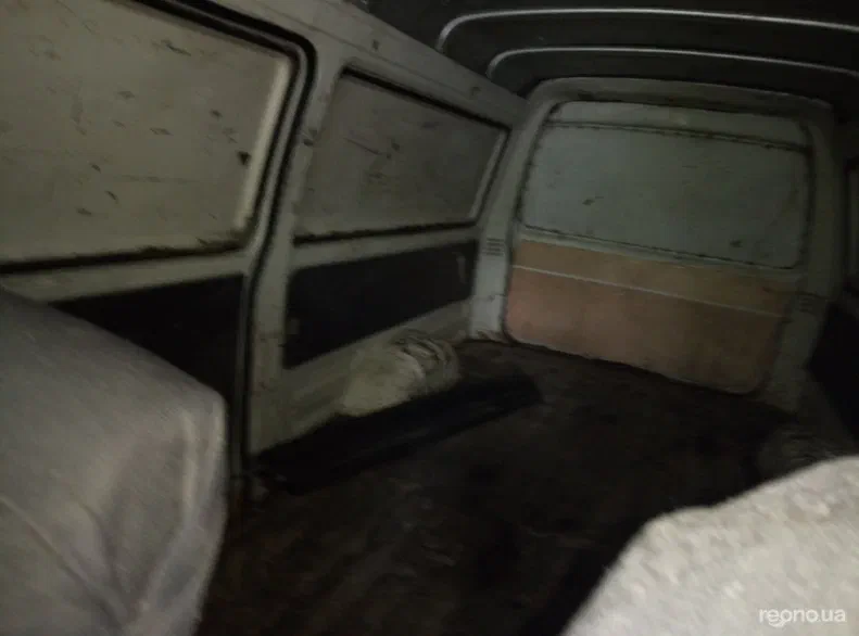 Mazda E2200 1994 - 5