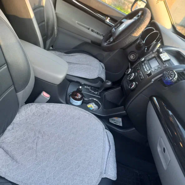 Kia Sorento 2011 - 8