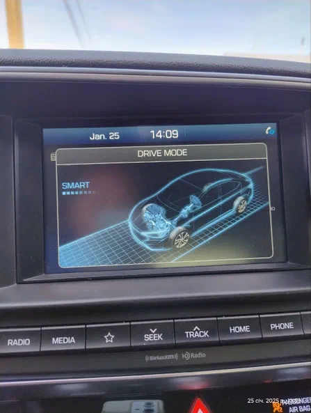 Hyundai Elantra 2020 - 14