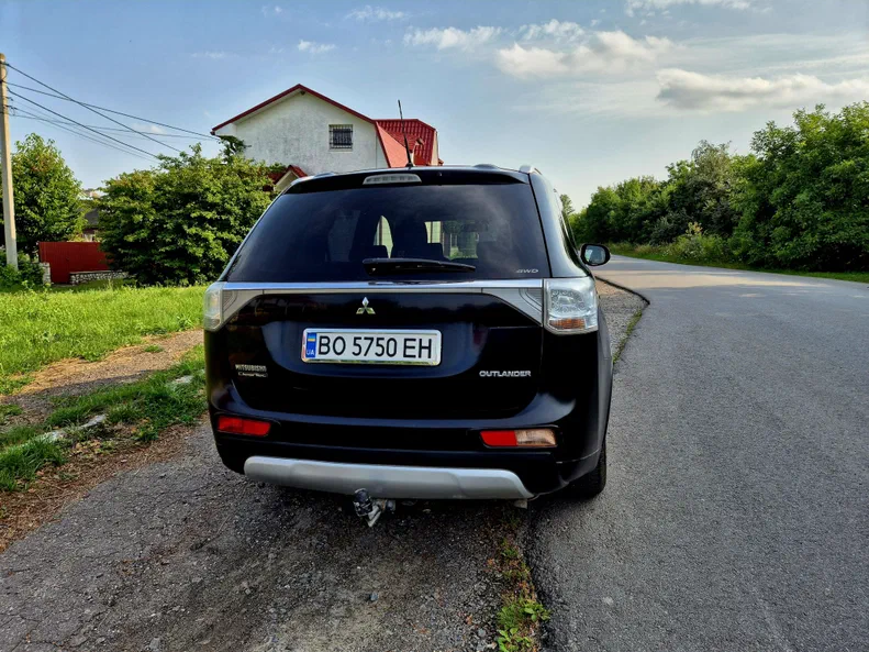 Mitsubishi Outlander 2014