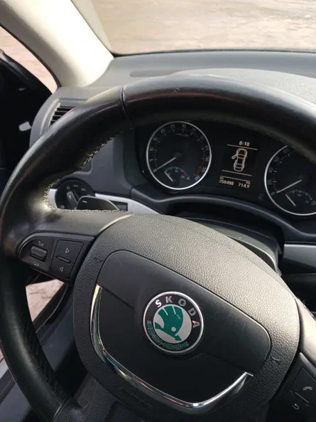 Skoda Octavia 2012 - 5