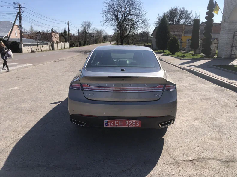 Lincoln MKZ 2015 - 14