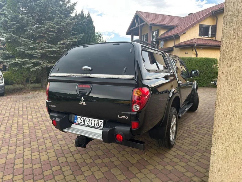 Mitsubishi L200 2010 - 6