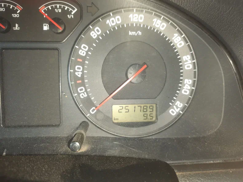 Skoda Superb 2005 - 8