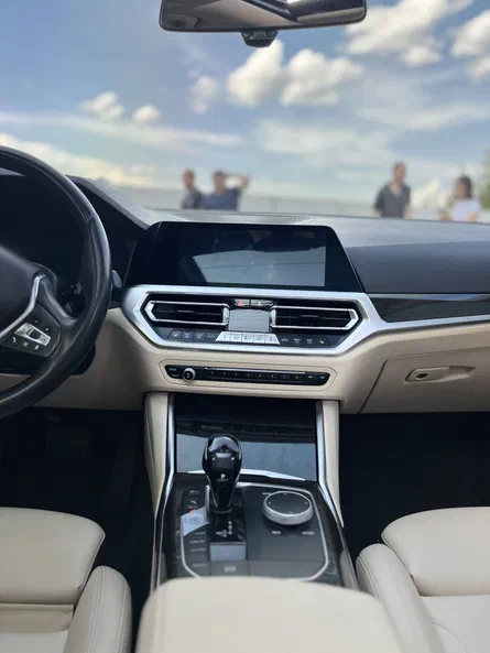 BMW 3 серии 2019