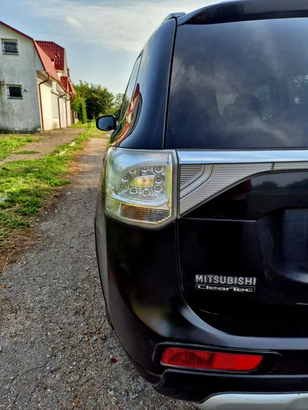 Mitsubishi Outlander 2014