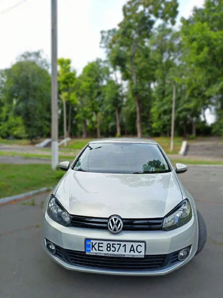 Volkswagen Golf 2010 - 6