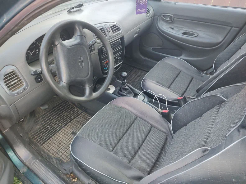 Daewoo Nubira 1998 - 6