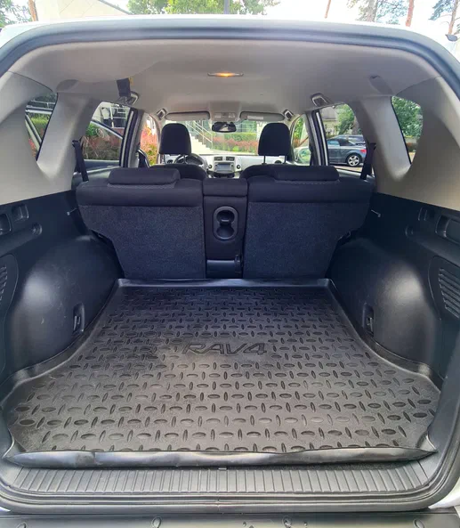 Toyota RAV4 2012 - 11