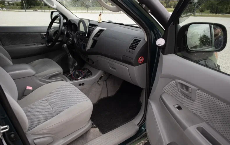 Toyota Hilux 2006 - 7