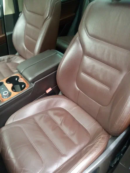 Volkswagen Touareg 2012