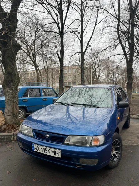 Nissan Almera 1996