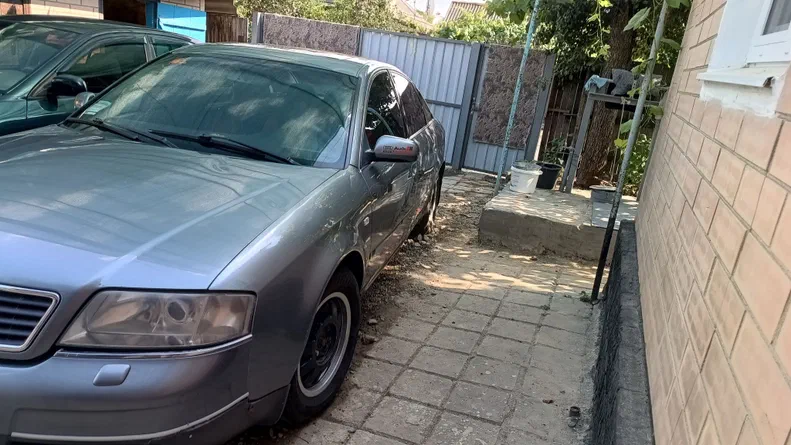 Audi A6 2001