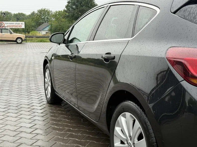 Opel Astra 2011 - 16