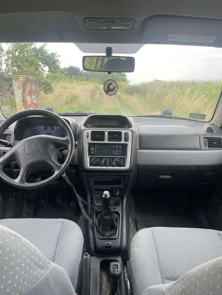 Mitsubishi Pajero 2003 - 6