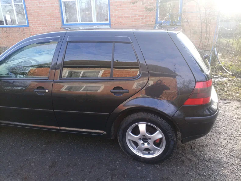 Volkswagen Golf 2002 - 11