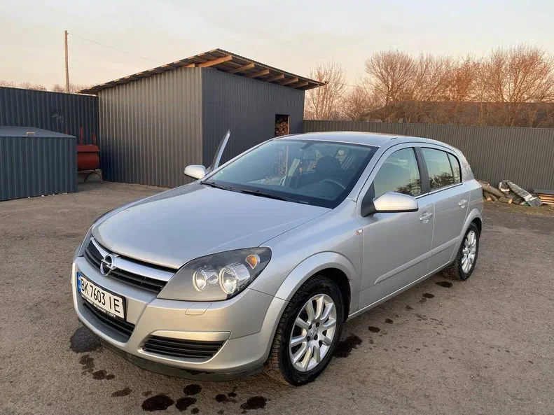 Opel Astra 2004 - 5