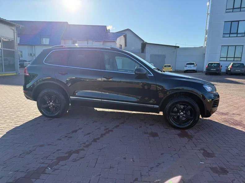 Volkswagen Touareg 2013