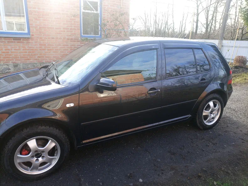 Volkswagen Golf 2002 - 12