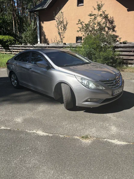 Hyundai Sonata 2010 - 10