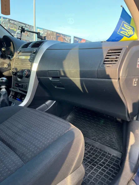 Toyota Corolla 2010 - 32