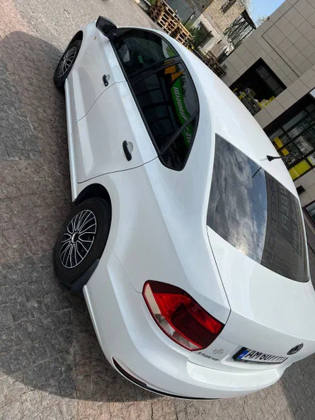 Volkswagen Polo 2016 - 7