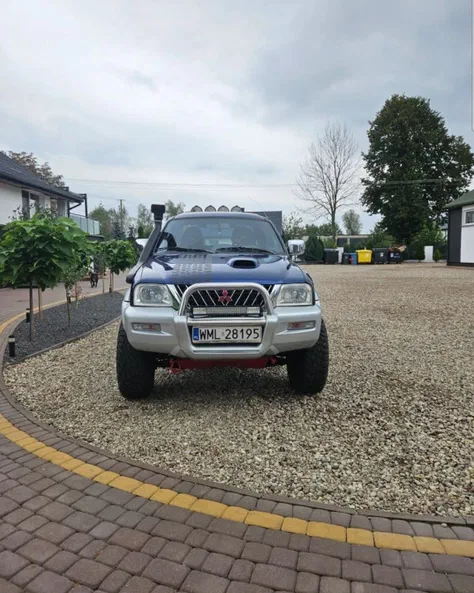 Mitsubishi L200 2001