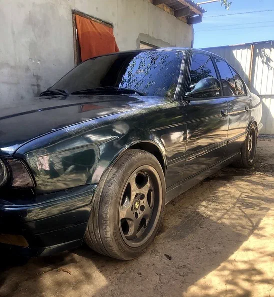 BMW 5 серии 1989