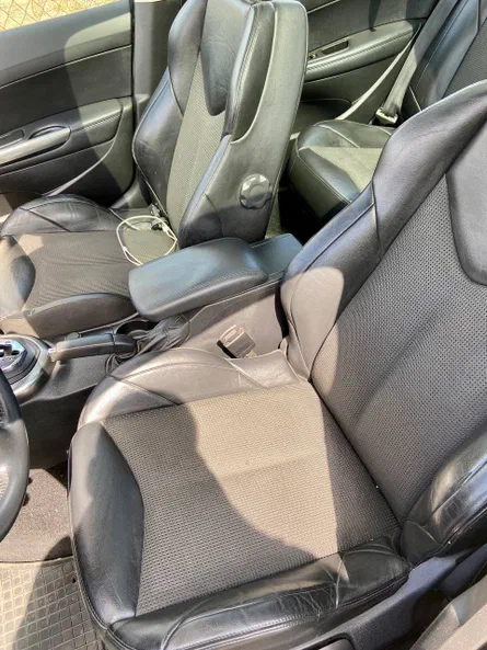 Peugeot 308 2011 - 16