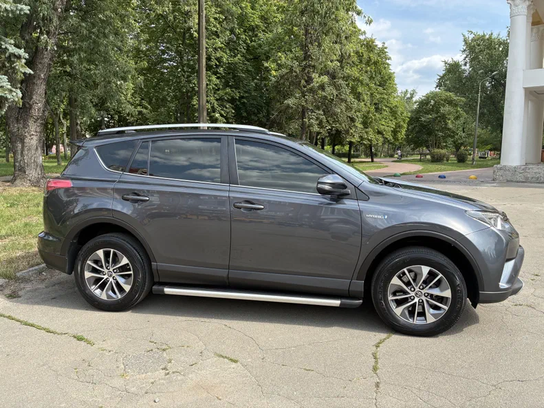 Toyota RAV4 2017 - 13