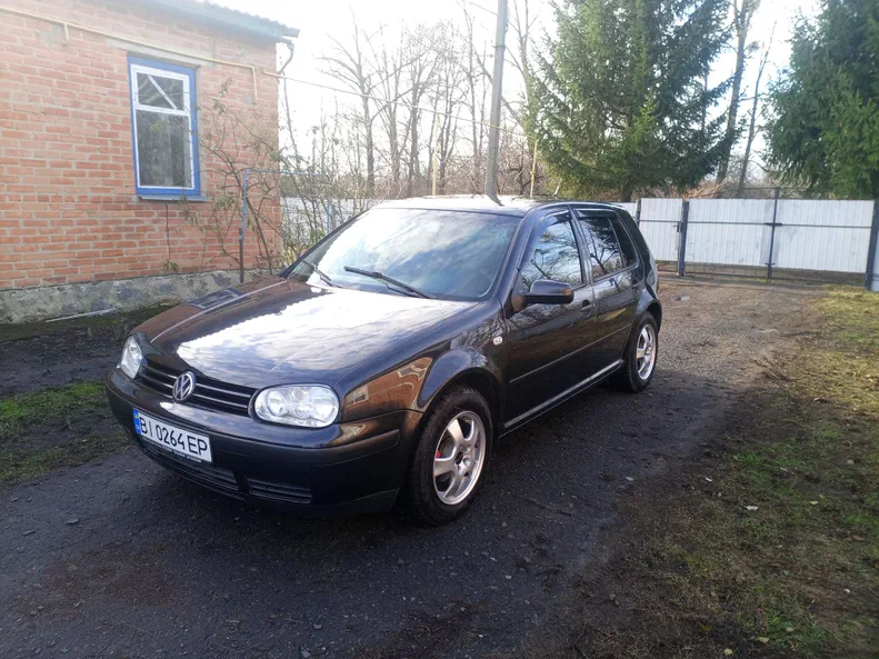 Volkswagen Golf 2002 - 13