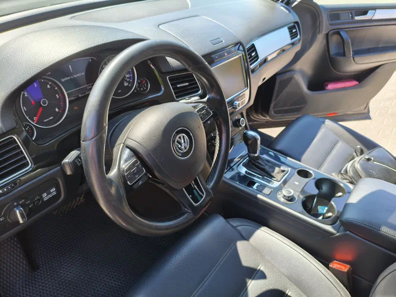 Volkswagen Touareg 2011 - 11