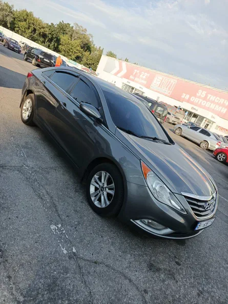 Hyundai Sonata 2013 - 9