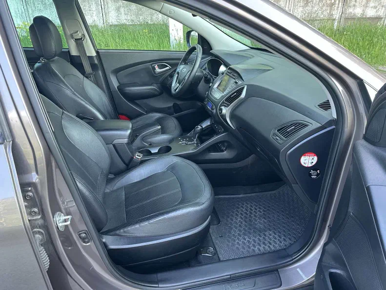 Hyundai ix35 2015 - 17
